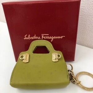 Salvatore Ferragamo　サルヴァトーレ フェラガモ　バッグデザイン　キーホルダー